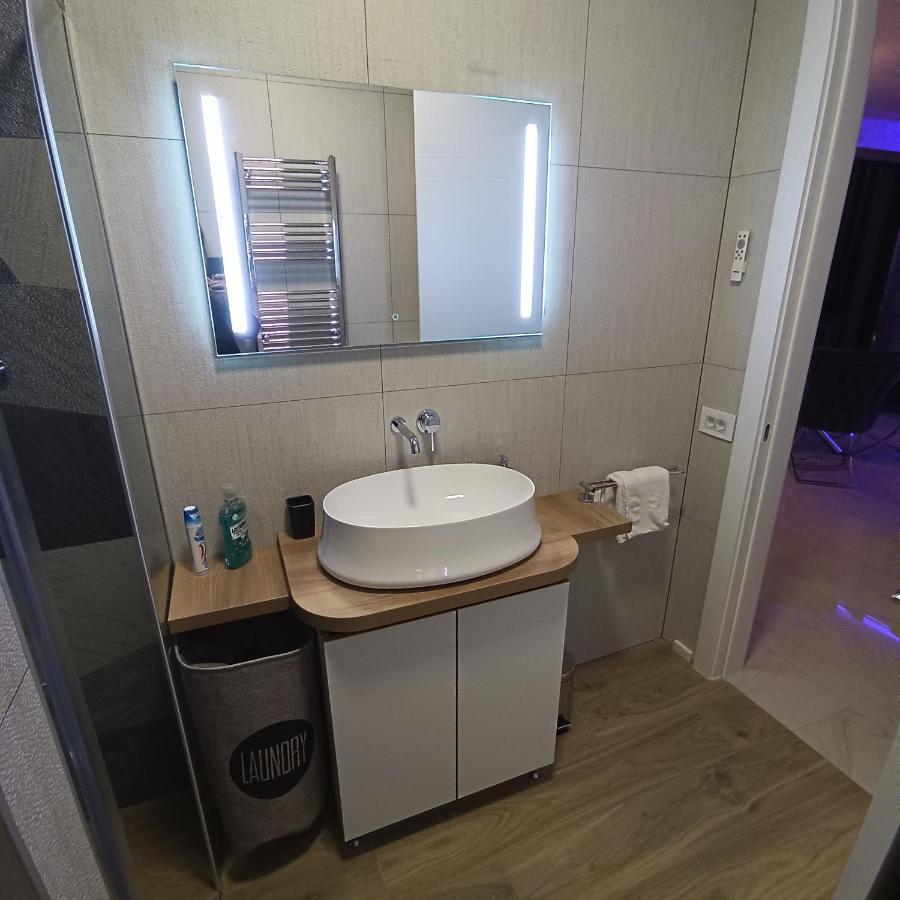 Rb Apartment 3 Lux Smart House ซูโบติกา ภายนอก รูปภาพ