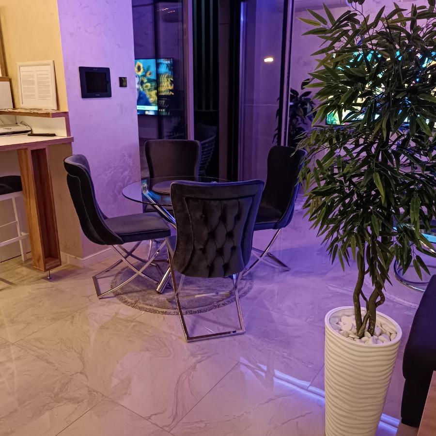 Rb Apartment 3 Lux Smart House ซูโบติกา ภายนอก รูปภาพ