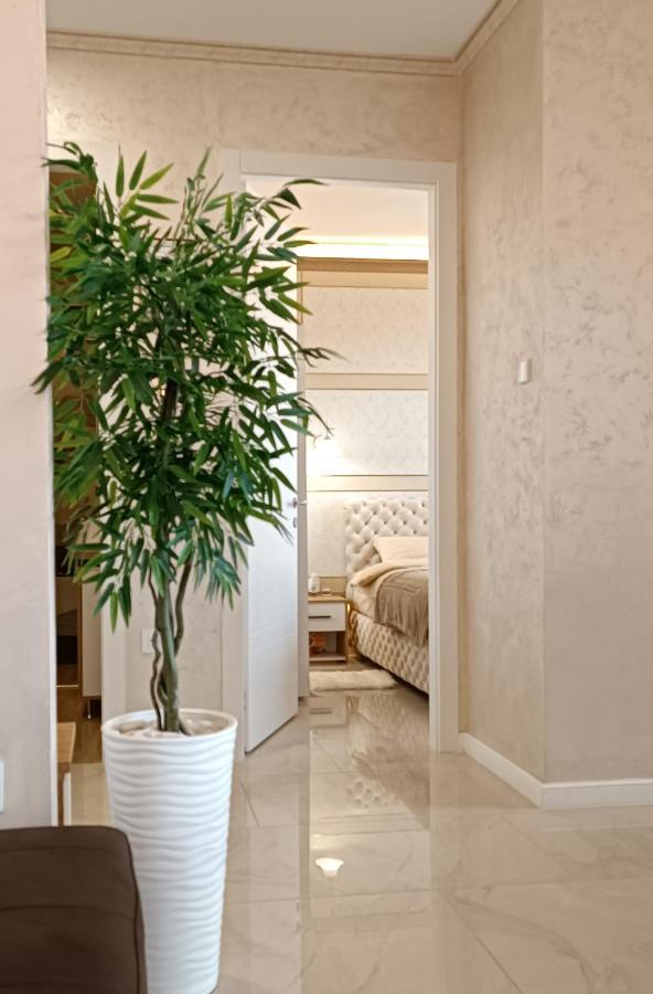 Rb Apartment 3 Lux Smart House ซูโบติกา ภายนอก รูปภาพ